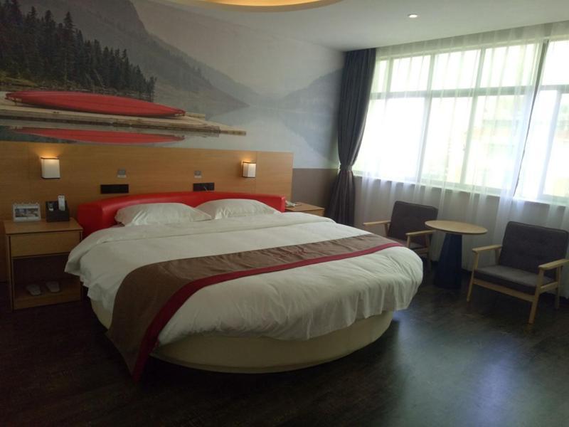 Thank Inn Plus Hotel Jiangxi Fuzhou Jinxi County Government Square Exterior foto